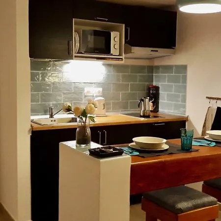 Aqua Sunrise & Sea Views Appartement *