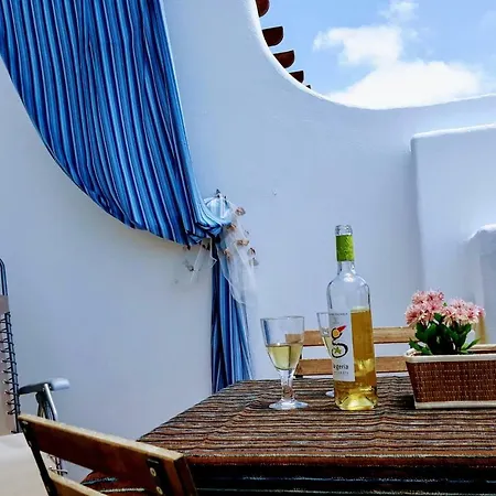 Aqua Sunrise & Sea Views