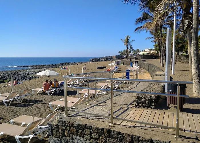 Aqua Sunrise & Sea Views *