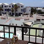 Aqua Sunrise & Sea Views Daire