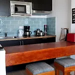Daire Aqua Sunrise & Sea Views *