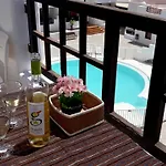 Aqua Sunrise & Sea Views Daire *