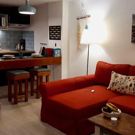 Aqua Sunrise & Sea Views Apartment