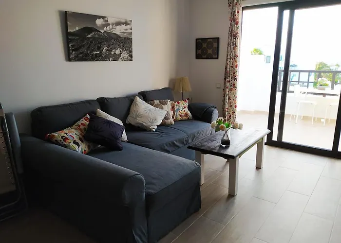 Aqua Sunrise & Sea Views Apartment *