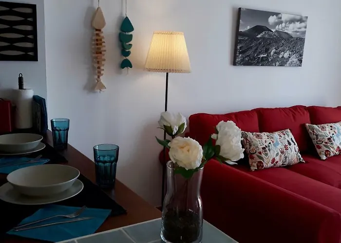 Aqua Sunrise & Sea Views * 科斯塔特吉塞