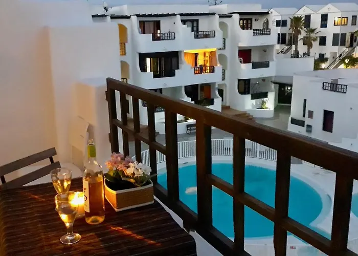 Aqua Sunrise & Sea Views *