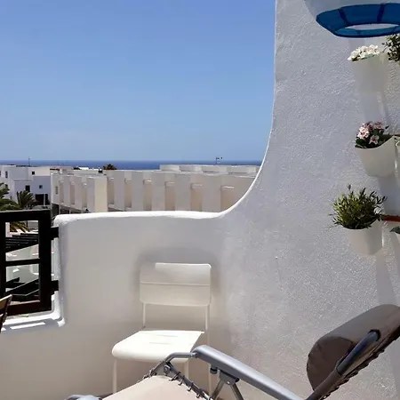 Aqua Sunrise & Sea Views